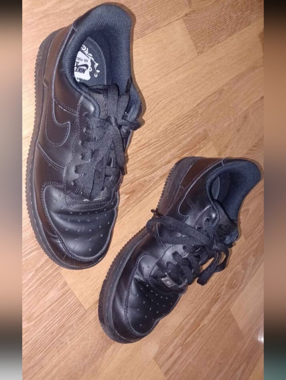 Nike Black Low-Top Leather Sneakers AF1